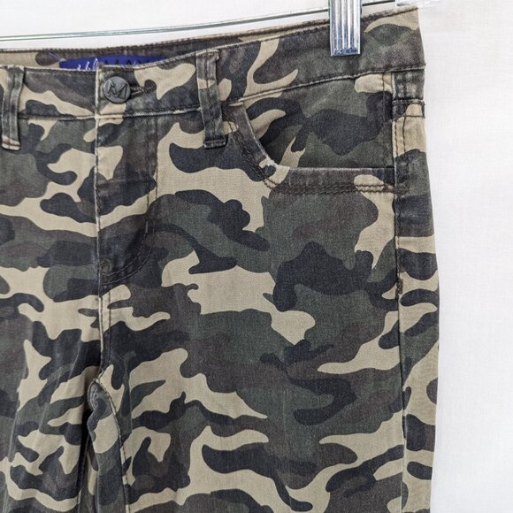 Miley Cyrus Max Azria Army Camo Pattern Junior Distressed Skinny Jeans Size 9 - Picture 3 of 11